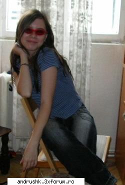 D3v!l_Andr@ - )))))))))))) yo..cu ochelarii unei copchile de 3 - Poze with us
