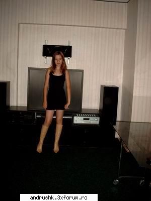 D3v!l_Andr@ - tot o poza de anu trecut..la mene in camera - Poze with us