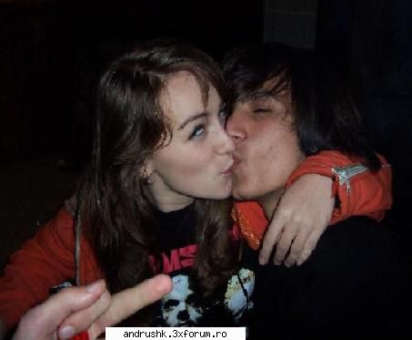 Girlish Evil.....me :D - Eu cu simi in taverna......din pacate cand am - Poze with us