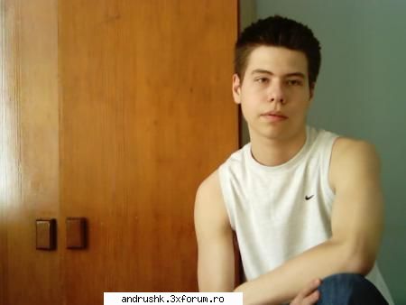 eee na :)) pe bune ca am facut un efort sa pun poza asta :)) iak si eu pe acolo :)) o descoperit