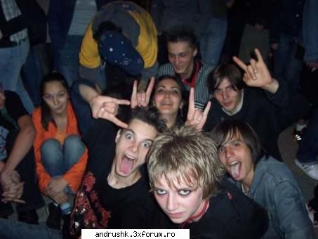 The one made of deramz..adik SIMi! - La concertu Vama Veche care o fost nu demult la - Poze with us