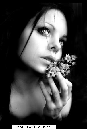 a new gallery..:) - god!!!!! ce marpha e poza asta..:(((((((( - I like this photo